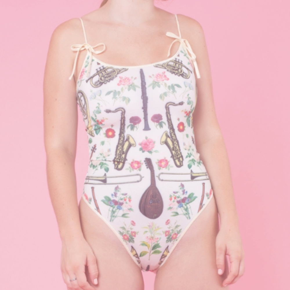 SAMANTHA PLEET CONCERTO SWIMSUIT SIZE M